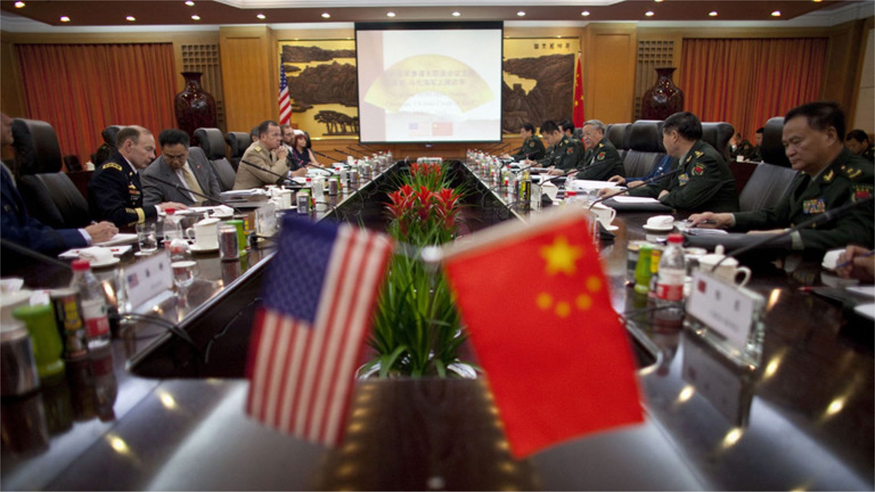 Čína prerušuje vzťahy s USA v kritických otázkach