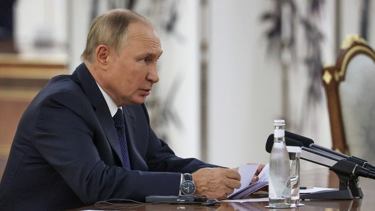 Presadzujte, aby sa unipolárny svet „zmenil na škaredý“ – Putin