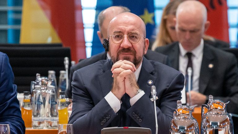Korupčný škandál poškodzuje „dôveryhodnosť“ EÚ – predseda Európskej rady
