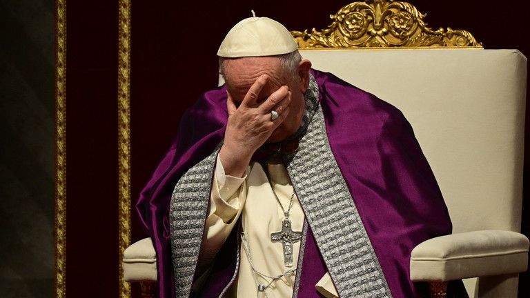 Kardinál tvrdí, že existuje „tajné sprisahanie“ odstrániť pápeža Františka – médiá