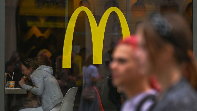 McDonald’s čelí prepúšťaniu – médiám