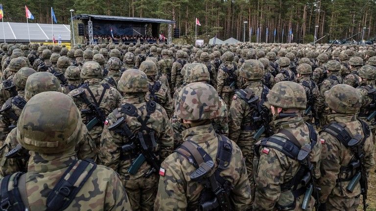 Poľsko vytvorí novú východnú pešiu divíziu – minister obrany