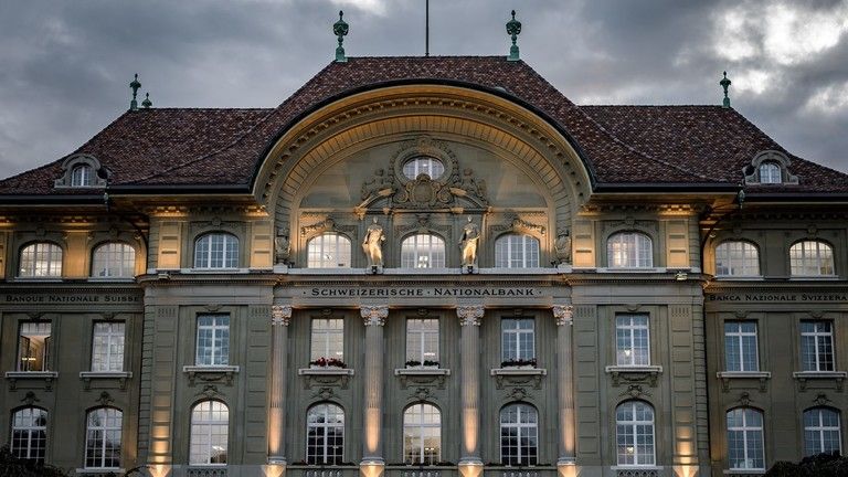Švajčiarska centrálna banka hlási obrovskú stratu