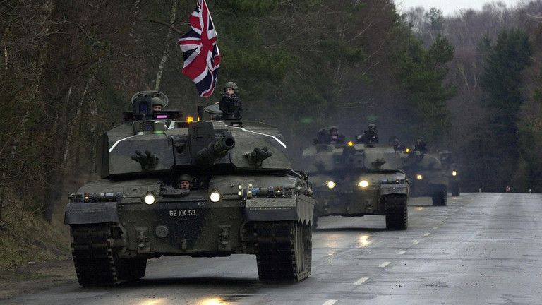 Spojené kráľovstvo zvažuje bezprecedentné dodávky zbraní Ukrajine – Sky