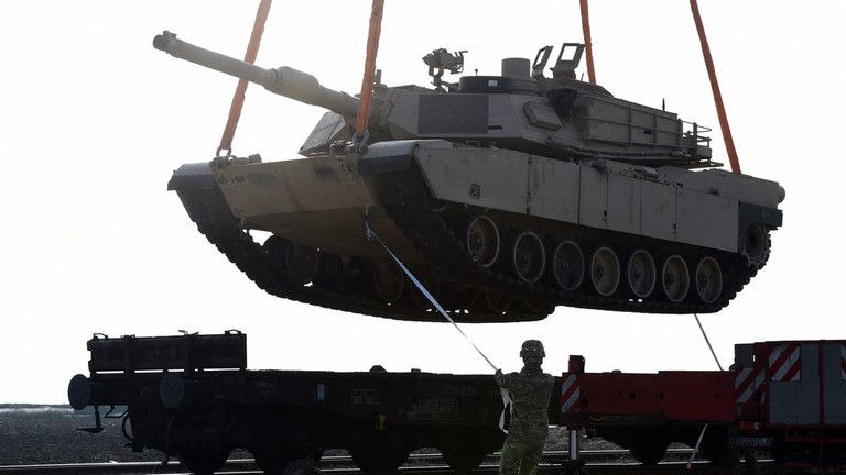 Biely dom konfrontoval Ukrajinu kvôli tankom