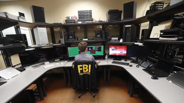 FBI priznáva, že jej sieť bola napadnutá