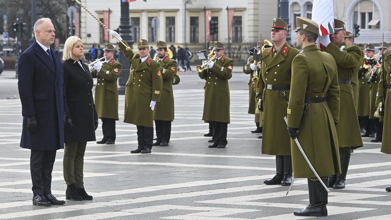 Maďarsko vysvetľuje reformu armády uprostred kritiky „de-NATOfikácie“