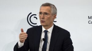 Stoltenberg stanovil podmienku vstupu Kyjeva do NATO