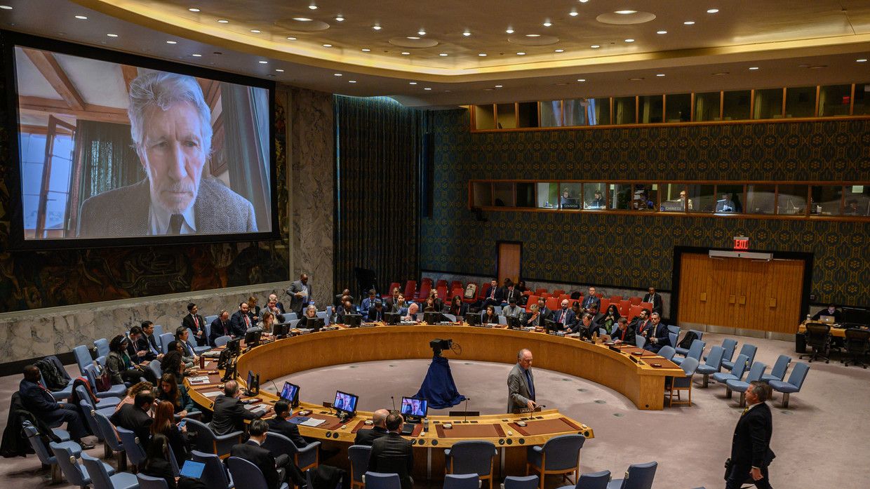 Roger Waters vyzval v Bezpečnostnej rade OSN na prímerie na Ukrajine