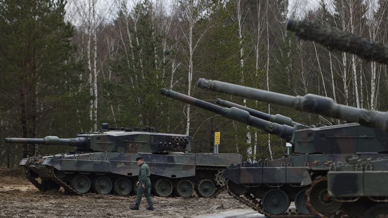 Scholz prosíka spojencov, aby dali svoje tanky Ukrajine