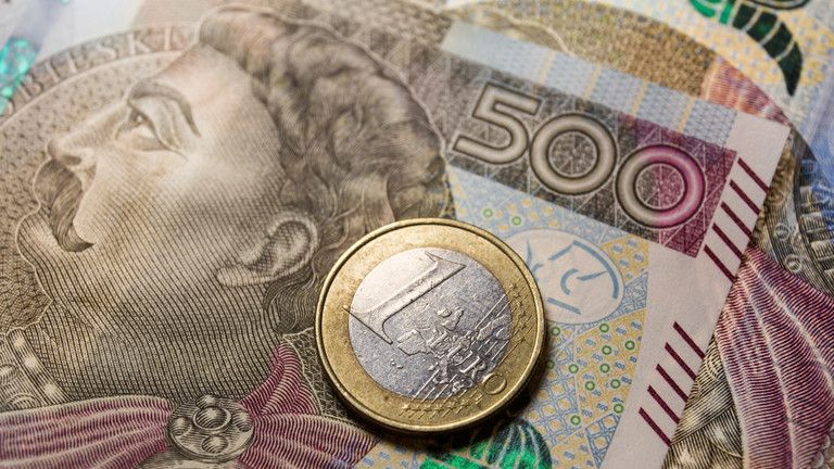 Poľsko nie je pripravené vzdať sa vlastnej meny za euro