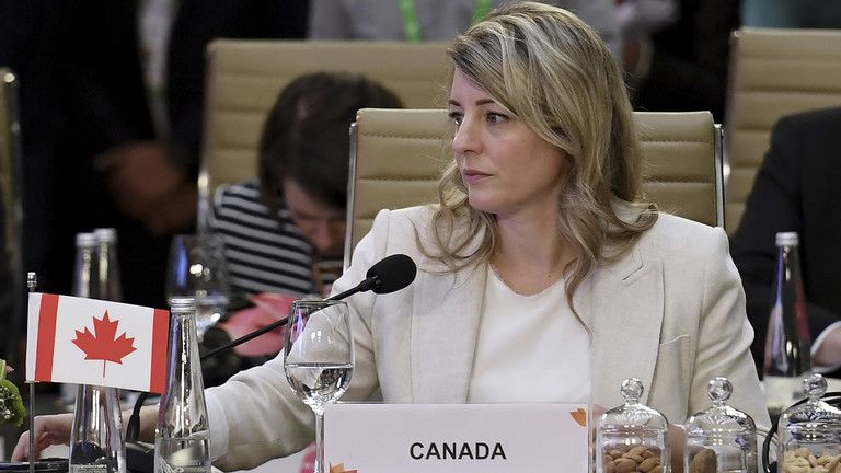 Rusko kritizuje Kanadu za „zmenu režimu“