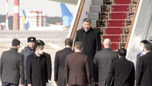 Xi Jinping prichádza do Moskvy