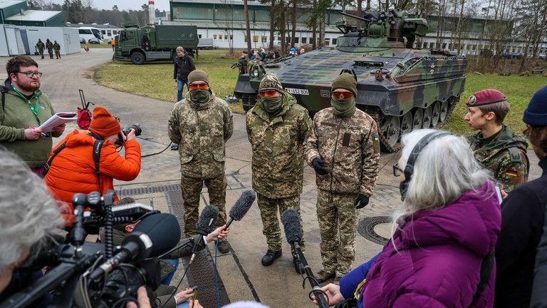 Nemecko bojuje proti Rusku „ukrajinskými rukami“ – veľvyslanec