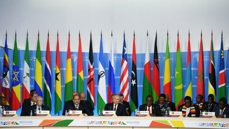 USA sa snažia narušiť africký summit – Moskva