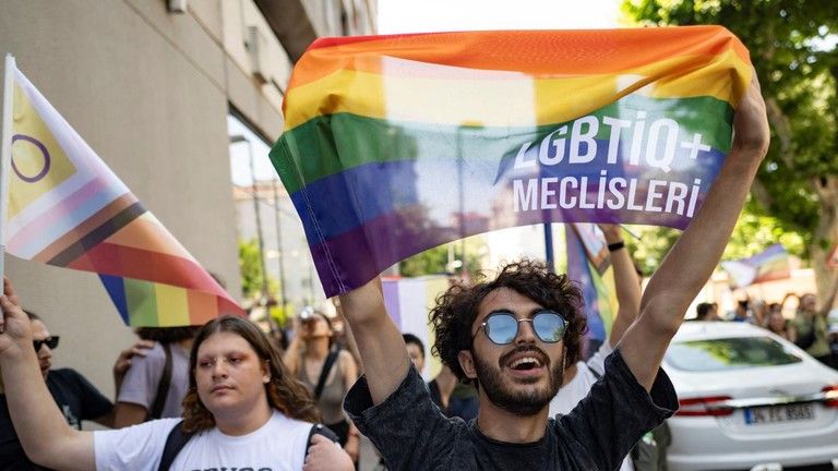 Desiatky zadržaných na LGBTQ podujatí v Turecku