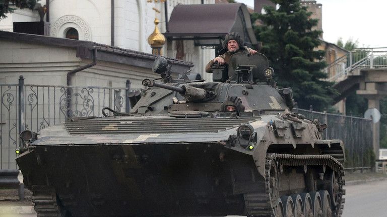 NATO verí, že ukrajinská protiofenzíva je zatiaľ neúspešná – FT