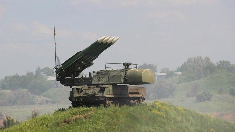 Ukrajinské rakety protivzdušnej obrany sa minú do mája – WSJ