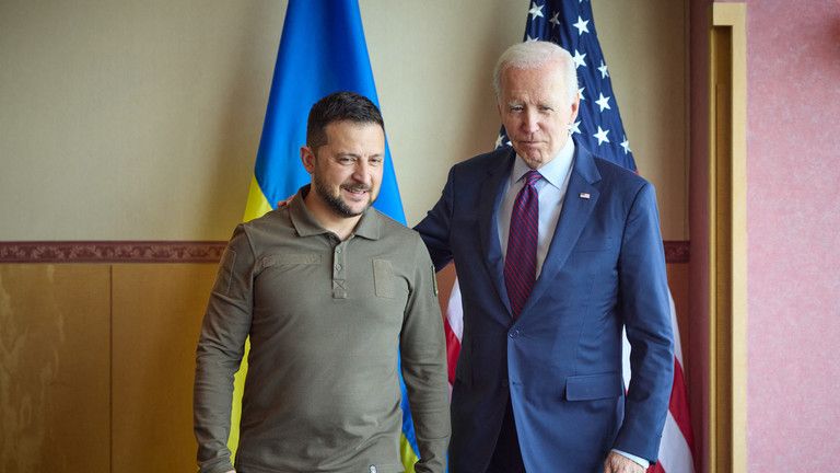 Biden sa stretne so Zelenským na summite NATO – médiá