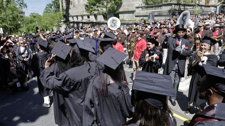 Takmer 40 % študentov školy Ivy League sa identifikuje ako LGBTQ