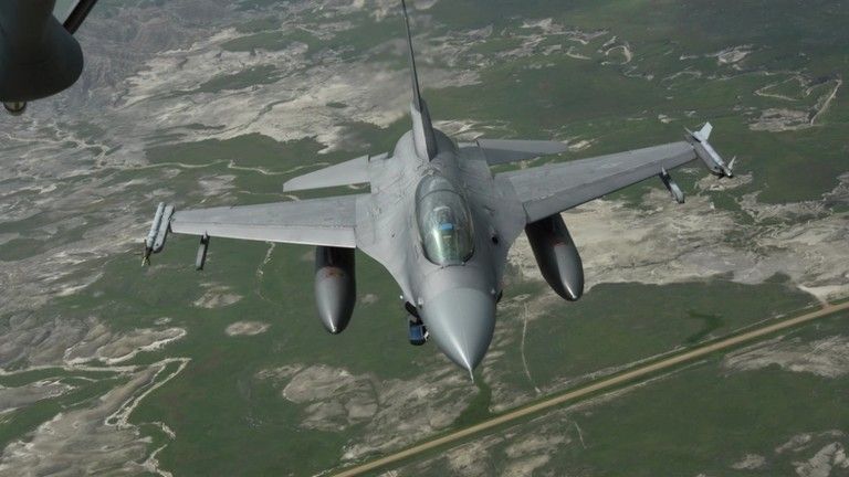 Pentagon vysvetľuje meškanie F-16 pre Ukrajinu