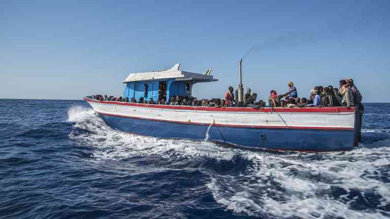 Viac ako 60 afrických migrantov smerujúcich do Španielska si myslelo, že sa utopili v Atlantiku