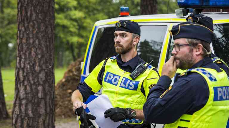 Švédska polícia odhaľuje následky kúskov pri spaľovaní Koránu