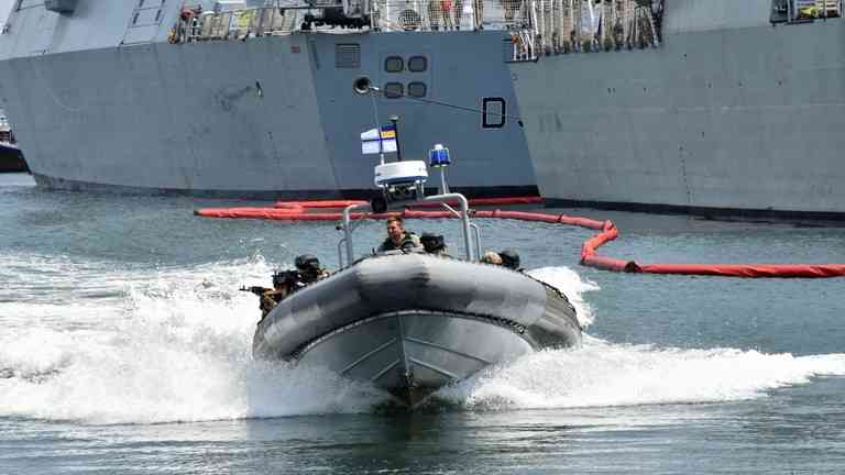 Vojenský motorový čln americkej výroby zničený pri ukrajinskom pobreží – Moskva