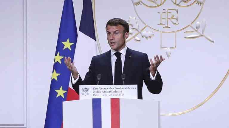 Macron nazval obmedzenie funkčného obdobia francúzskeho prezidenta „bulls**t“