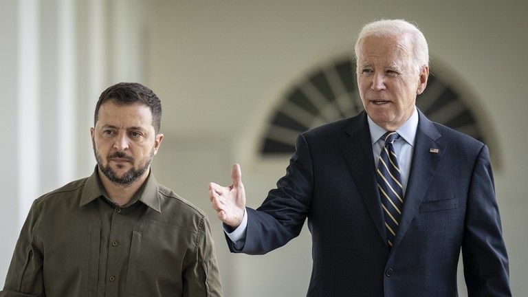 Biden chce 60 miliárd dolárov pre Kyjev – médiá