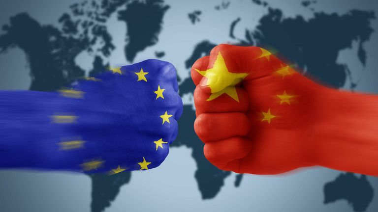 Ekonomike EÚ hrozí „knockout blow“ v súvislosti s jej politikou k Číne – členského štátu