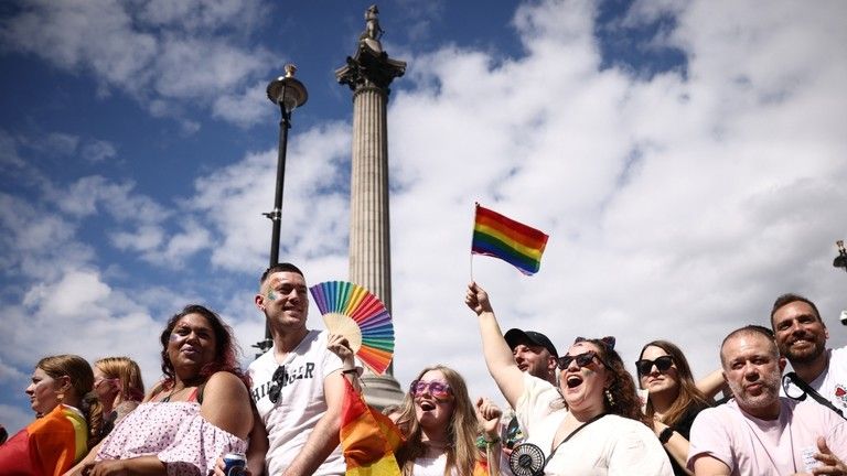 Počet gay Britov sa za päť rokov zvýšil o 50 % – štúdia