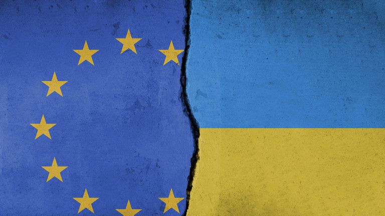 Vnútorné spory EÚ ohrozujú 54 miliárd dolárov pre Ukrajinu – FT