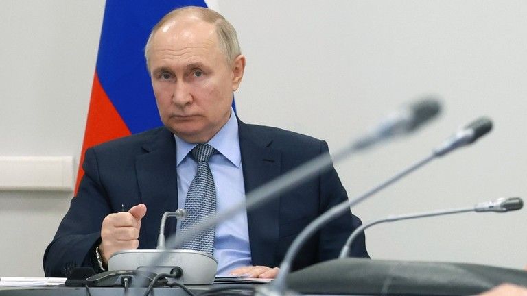 Putin chce v Rusku novú „elitu“.
