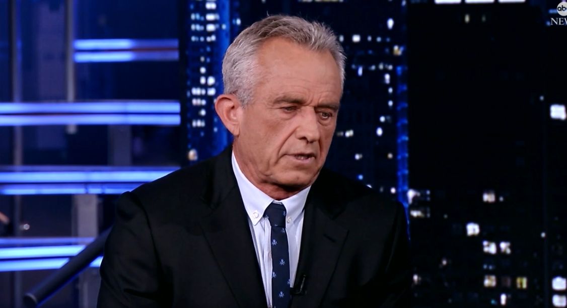 Robert F. Kennedy Jr. opakovane naznačil, že chemikálie vo vode majú vplyv na sexualitu detí - CNN