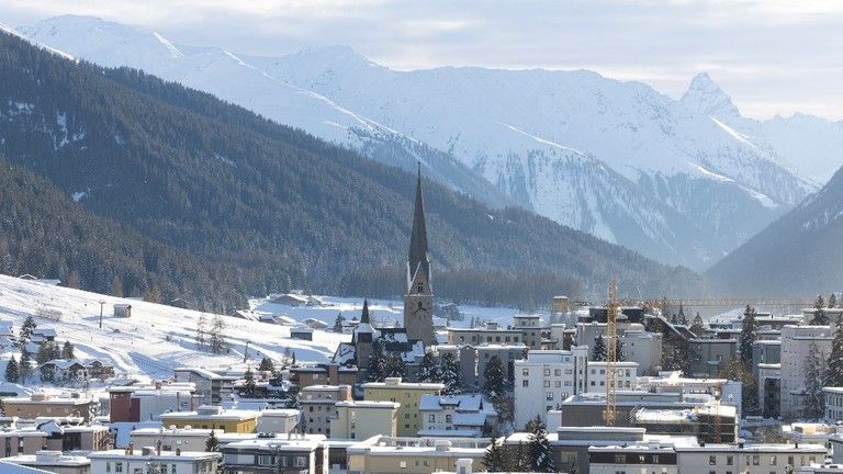 Švajčiarska vláda odmenila Davos – médiá