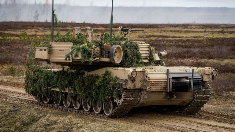 Ruský vojak ďakuje Bidenovi za odoslanie tankov Abrams na Ukrajinu