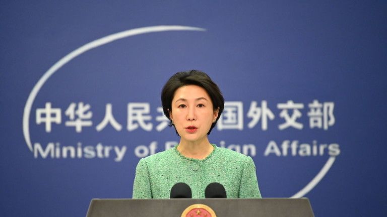 Čína odmieta hrozbu Washingtonu „následkami“