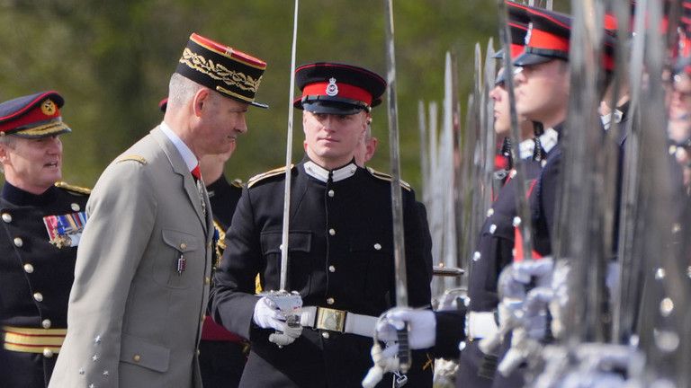 Verejná mienka musí byť kontrolovaná – najvyšší francúzsky generál