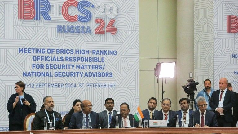 New Delhi nalieha na BRICS, aby reformovali inštitúcie ovládané Západom