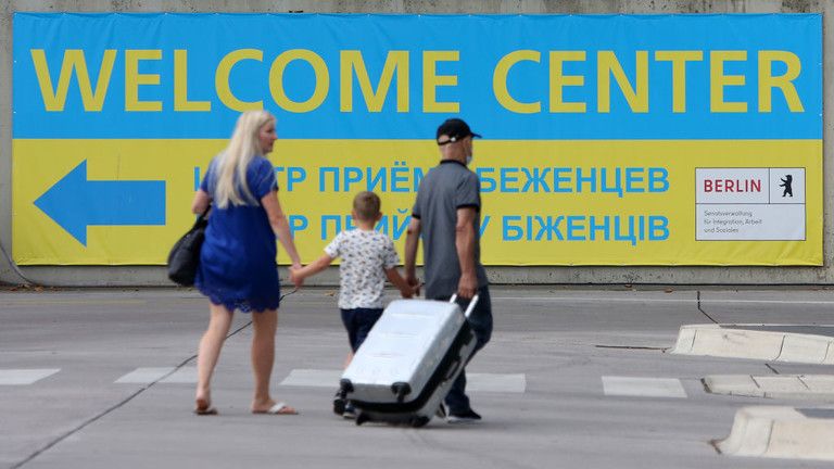 Štvrtina Ukrajincov v EÚ sa neplánuje vrátiť domov – prieskum