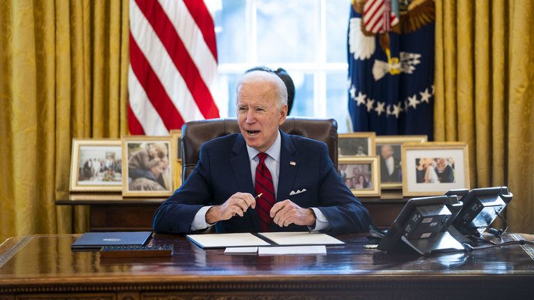 Metóda alebo šialenstvo: Prečo Joe Biden povolil Ukrajine odpaľovať rakety dlhého doletu hlboko v Rusku?