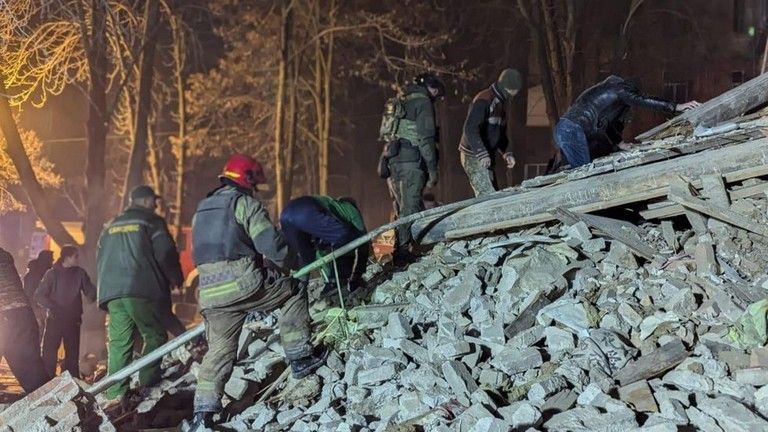 Rusko cez noc spustilo silnú vlnu náletov po celej Ukrajine