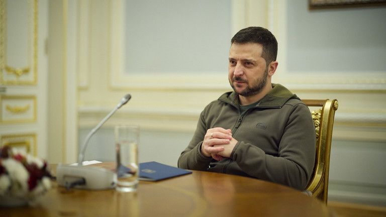 Západ „musí“ poslať Ukrajine viac zbraní a peňazí – Zelensky