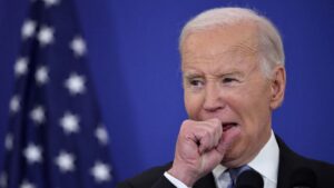 Biden sa snaží všetko pokaziť pred príchodom Trumpa - Lavrov