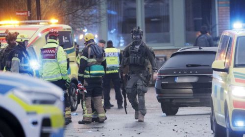 Pri hromadnej streľbe vo Švédsku zahynulo viacero ľudí